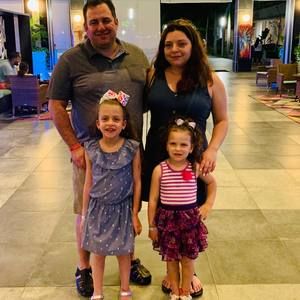 Meet your Posher, Dana